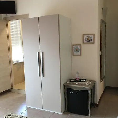 Margherita Meuble سيرمِيوني